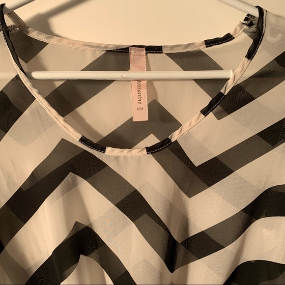 Chevron Pattern Blouse - Picture 5 of 6